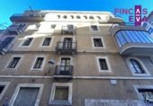 945m² building for sale in Tarragona, Carrer Unió photo