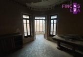 945m² building for sale in Tarragona, Carrer Unió photo