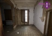 945m² building for sale in Tarragona, Carrer Unió photo