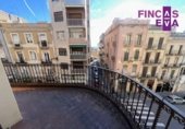 945m² building for sale in Tarragona, Carrer Unió photo