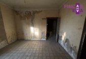 945m² building for sale in Tarragona, Carrer Unió photo