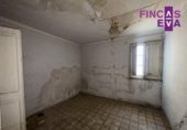 945m² building for sale in Tarragona, Carrer Unió photo