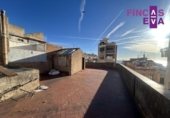 945m² building for sale in Tarragona, Carrer Unió photo