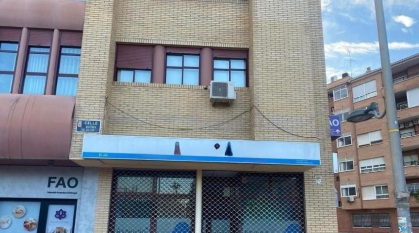Local comercial