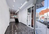 91m² commercial premises for sale in Badalona, in the area of The Health, Carrer de Pau Piferrer photo