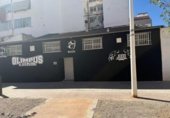 Local comercial
en venda
amb 206m² a Llíria, Calle de Ausiàs March foto