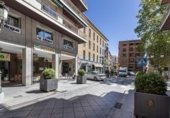 Local comercial
en venda
amb 266m² a Granada, a la zona de Barri de la Verge, Calle Castañeda foto