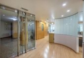 Oficines
en venda
amb 256m² a Granada, a la zona de Barri de la Verge, paseo del salon foto