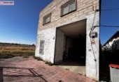 527m² warehouse industrial for sale in Fuenlabrada, Calle Acedinos photo