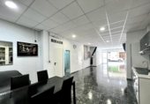 183m² commercial premises for sale in Aldaya, Calle Maestro Serrano photo