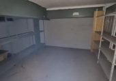 124m² commercial premises for sale in Barcelona, in the area of Sants, Rambla de Badal photo