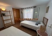 112m² building for sale in Oliva, Calle de Rodrigo de Osona photo