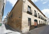 Hotel en venta con 2300m² en Baeza, Calle Jurado de la Parra foto