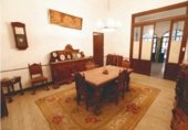 Hotel en venta con 2300m² en Baeza, Calle Jurado de la Parra foto