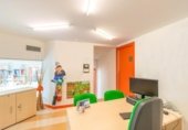 214m² commercial premises for sale in Pamplona, in the area of Ezkaba, Paseo Donantes de Sangre photo