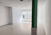 Local comercial en venta con 240m² en San Pedro del Pinatar, Calle Reyes Católicos foto