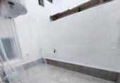 22m² commercial premises for sale in Seville, in the area of Hill of Florida, Calle Luis Montoto photo