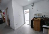 22m² commercial premises for sale in Seville, in the area of Hill of Florida, Calle Luis Montoto photo
