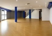 Nau Industrial
en venda
amb 617m² a Manises, Calle Sierpes foto