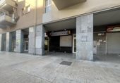 Local comercial
en lloguer, traspàs
amb 126m² a Terrassa, Carrer de Girona foto