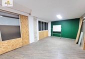 150m² commercial premises for sale in Valencia, in the area of Benicalap, Calle de la Florista photo