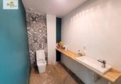 150m² commercial premises for sale in Valencia, in the area of Benicalap, Calle de la Florista photo