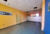 750m² bureaux pour vente à Alcira, Avenida del Parque photo