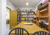 130m² commercial premises for sale in Albalat dels Sorells, Calle Mayor photo
