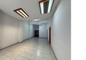270m² locaux commerciaux pour vente à Saragosse, Avenida de Tenor Fleta photo