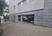 80m² bar pour vente à Barcelone, dans le quartier de le Turó de la Peira, Carrer de Beret photo