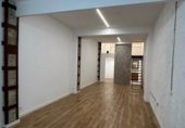 Local comercial en venta con 79m² en Valencia, en la zona de la Carrasca, Calle Serpis foto