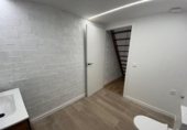 Local comercial en venta con 79m² en Valencia, en la zona de la Carrasca, Calle Serpis foto