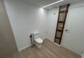 Local comercial en venta con 79m² en Valencia, en la zona de la Carrasca, Calle Serpis foto