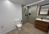 Local comercial en venta con 79m² en Valencia, en la zona de la Carrasca, Calle Serpis foto