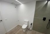 Local comercial en venta con 79m² en Valencia, en la zona de la Carrasca, Calle Serpis foto