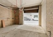 Local comercial en venta con 28m² en Granada, Calle Neptuno foto