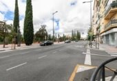 Local comercial en venta con 28m² en Granada, Calle Neptuno foto