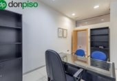 Oficines
en venda
amb 313m² a Granada, a la zona de Albaida, Calle Curro Cuchares foto