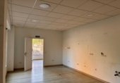 105m² commercial premises for sale in Algeciras, Plaza Alta photo