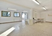Local comercial en venta con 690m² en Canet de Mar, Avinguda Llimoners foto