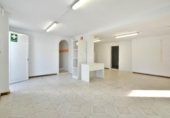 Local comercial en venta con 690m² en Canet de Mar, Avinguda Llimoners foto