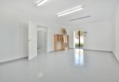 Local comercial en venta con 690m² en Canet de Mar, Avinguda Llimoners foto