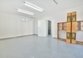 Local comercial en venta con 690m² en Canet de Mar, Avinguda Llimoners foto
