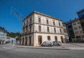 Edificio en venta con 736m² en Vegadeo, Avenida Galicia foto