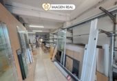 164m² commercial premises for sale in Castelldefels, Carrer de Rafael Casanova i Comes photo
