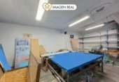 164m² commercial premises for sale in Castelldefels, Carrer de Rafael Casanova i Comes photo