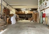 678m² warehouse industrial for sale in Segovia, Calle del Gremio de los Cinteros photo