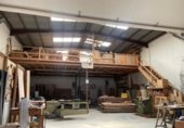678m² warehouse industrial for sale in Segovia, Calle del Gremio de los Cinteros photo