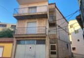 Edificio en venta con 456m² en Báguena, Calle Castillo foto