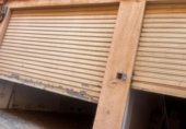 Local comercial Industrial
en venda
amb 76m² a Xirivella, Calle Montealegre foto
